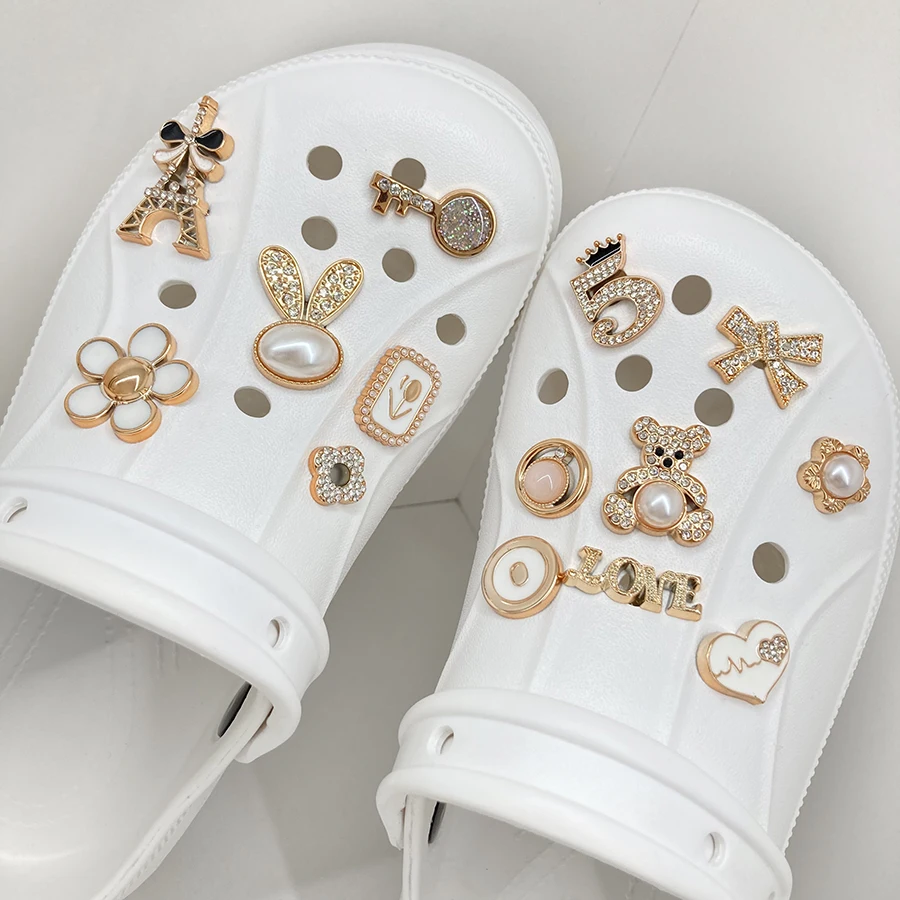 Croc Style Clog - 14 sztuk musujące Rhinestone sztuczna perła