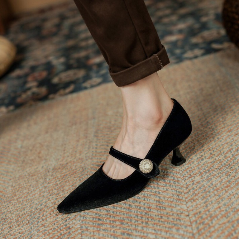 Czerwone szpilki Mary Jane z o – Shoes Women Pumps recenzja i cena