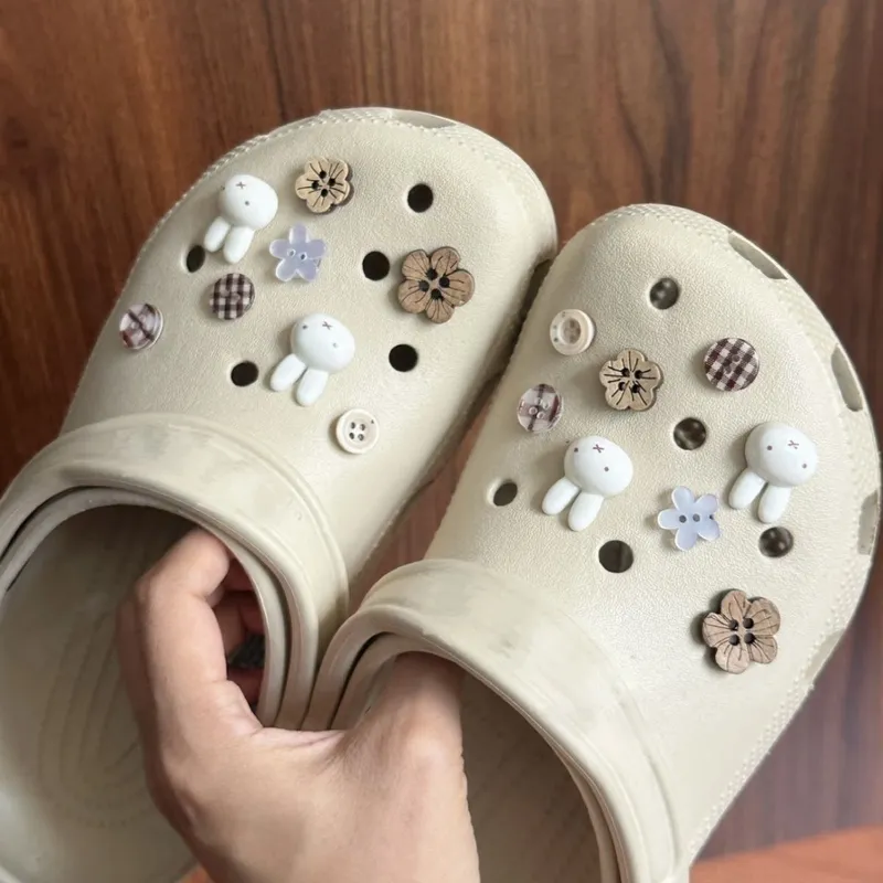 Ozdoby do butów w kształcie kr – Croc Style Clog recenzja i cena